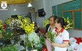 Hoa tươi, quà tặng đắt hàng ngày Quốc tế Phụ nữ 8-3